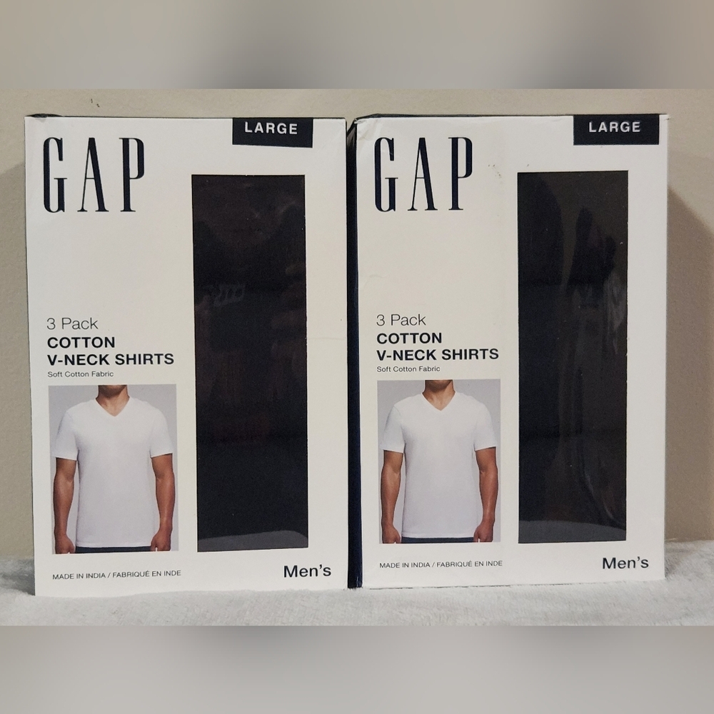 GAP Men's Black Cotton Short Sleeve Tees Classic V-Neck Two Packs Of 3 Shirts N